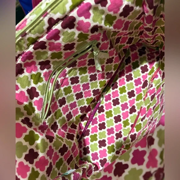 Vera Bradley Bag - Picture 5 of 8